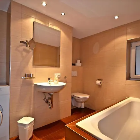 Hoerndle In Apartment Umhausen